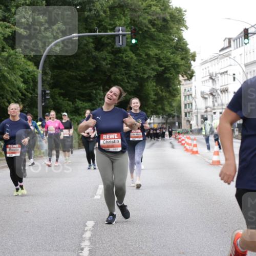14.06.2026 - REWE Women's Run Jannik Wohlers http://msf.ph/oto/9800396 14.06.2026 11:03:33 Laufen 5136, 40, 5902 meine-sportfotos.de
