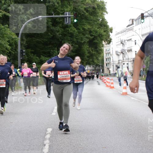 14.06.2026 - REWE Women's Run Jannik Wohlers http://msf.ph/oto/9800400 14.06.2026 11:03:33 Laufen 5136, 5902, 57 meine-sportfotos.de