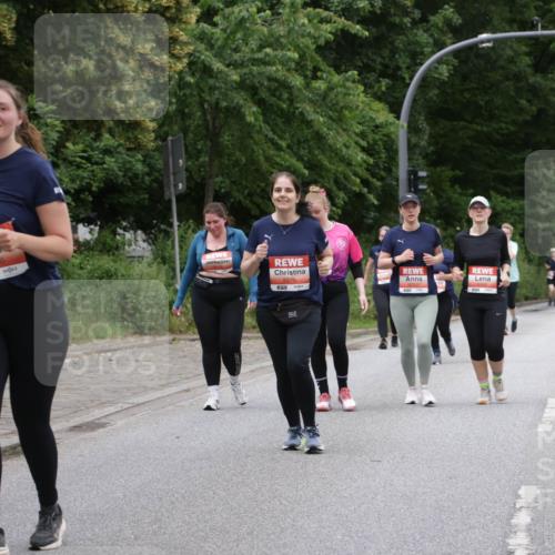 14.06.2026 - REWE Women's Run Jannik Wohlers http://msf.ph/oto/9800426 14.06.2026 11:03:38 Laufen 5606, 7, 5275, 7 meine-sportfotos.de