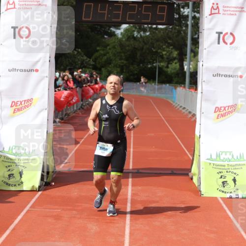 14.06.2026 - 7 Türme Triathlon Andreas Tolksdorf http://msf.ph/oto/9800431 14.06.2026 15:32:58 Ziel 1123 meine-sportfotos.de