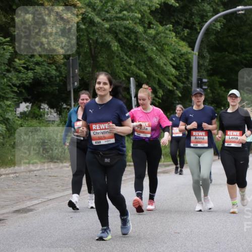 14.06.2026 - REWE Women's Run Jannik Wohlers http://msf.ph/oto/9800434 14.06.2026 11:03:39 Laufen 5275, 657, 5717, 5342 meine-sportfotos.de