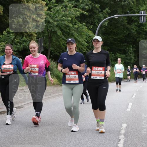 14.06.2026 - REWE Women's Run Jannik Wohlers http://msf.ph/oto/9800445 14.06.2026 11:03:41 Laufen 5559, 5472, 5717, 7, 5342, 57, 512, 657 meine-sportfotos.de