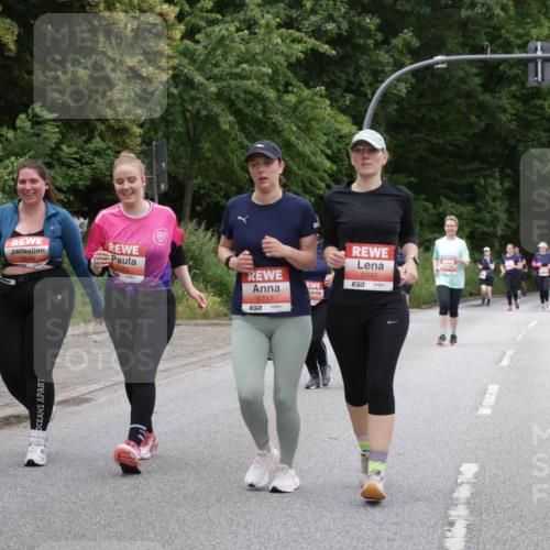 14.06.2026 - REWE Women's Run Jannik Wohlers http://msf.ph/oto/9800446 14.06.2026 11:03:41 Laufen 5472, 5717, 5342, 57 meine-sportfotos.de