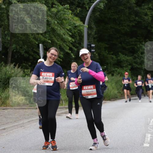 14.06.2026 - REWE Women's Run Jannik Wohlers http://msf.ph/oto/9800490 14.06.2026 11:03:54 Laufen 6022, 6068 meine-sportfotos.de