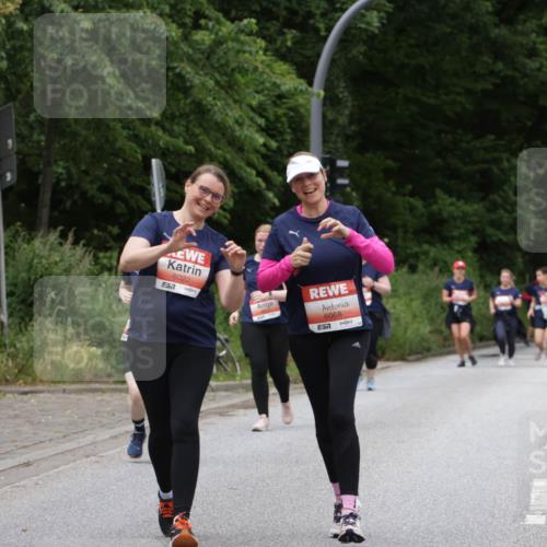 14.06.2026 - REWE Women's Run Jannik Wohlers http://msf.ph/oto/9800495 14.06.2026 11:03:54 Laufen 6022, 57, 6068, 57 meine-sportfotos.de