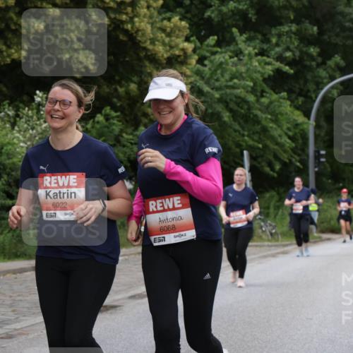 14.06.2026 - REWE Women's Run Jannik Wohlers http://msf.ph/oto/9800526 14.06.2026 11:03:57 Laufen 6022, 7, 6068 meine-sportfotos.de