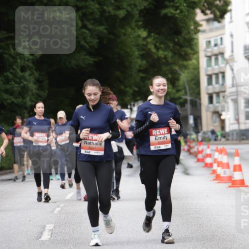 14.06.2026 - REWE Women's Run Jannik Wohlers http://msf.ph/oto/9800536 14.06.2026 11:04:00 Laufen 5267, 7, 5323, 57 meine-sportfotos.de