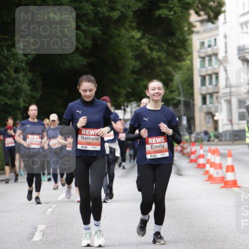 14.06.2026 - REWE Women's Run Jannik Wohlers http://msf.ph/oto/9800539 14.06.2026 11:04:00 Laufen 5267, 57, 5323 meine-sportfotos.de
