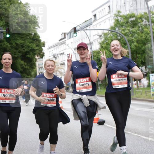14.06.2026 - REWE Women's Run Jannik Wohlers http://msf.ph/oto/9800589 14.06.2026 11:04:10 Laufen 5124, 5125, 7, 5126, 57, 5127, 657 meine-sportfotos.de