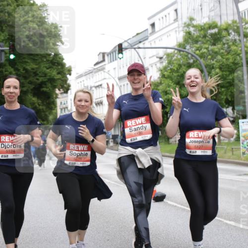 14.06.2026 - REWE Women's Run Jannik Wohlers http://msf.ph/oto/9800592 14.06.2026 11:04:10 Laufen 5124, 7, 5125, 7, 5126, 57, 7, 5127 meine-sportfotos.de