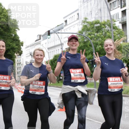 14.06.2026 - REWE Women's Run Jannik Wohlers http://msf.ph/oto/9800603 14.06.2026 11:04:10 Laufen 5124, 5125, 7, 5126, 5127, 7 meine-sportfotos.de
