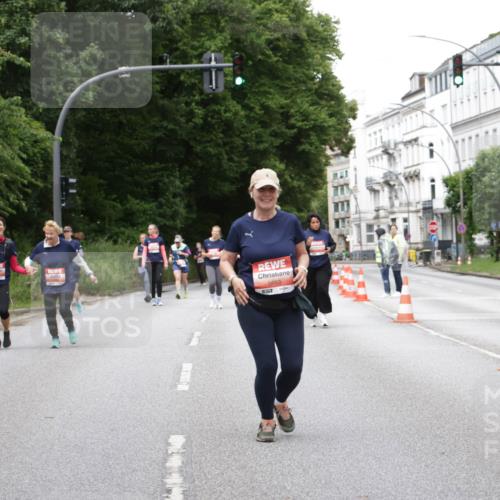 14.06.2026 - REWE Women's Run Jannik Wohlers http://msf.ph/oto/9800613 14.06.2026 11:04:13 Laufen  meine-sportfotos.de