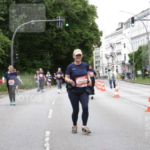 14.06.2026 - REWE Women's Run Jannik Wohlers http://msf.ph/oto/9800615 14.06.2026 11:04:13 Laufen 5663, 657, 01 meine-sportfotos.de