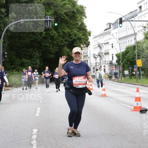 14.06.2026 - REWE Women's Run Jannik Wohlers http://msf.ph/oto/9800624 14.06.2026 11:04:14 Laufen 5663, 657, 01 meine-sportfotos.de