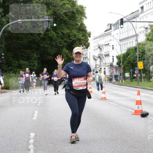 14.06.2026 - REWE Women's Run Jannik Wohlers http://msf.ph/oto/9800625 14.06.2026 11:04:14 Laufen  meine-sportfotos.de