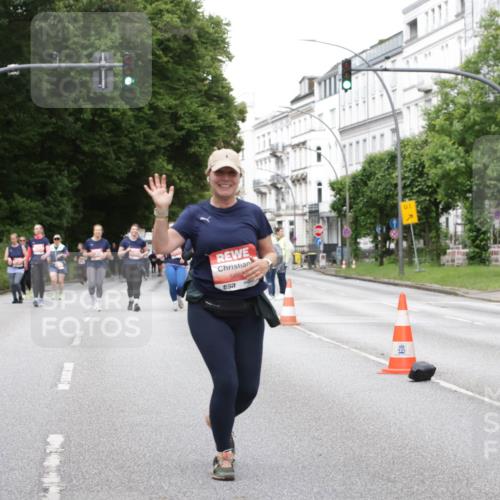 14.06.2026 - REWE Women's Run Jannik Wohlers http://msf.ph/oto/9800626 14.06.2026 11:04:14 Laufen 566, 657, 01 meine-sportfotos.de