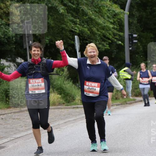 14.06.2026 - REWE Women's Run Jannik Wohlers http://msf.ph/oto/9800637 14.06.2026 11:04:16 Laufen 5658, 57, 5959, 7 meine-sportfotos.de
