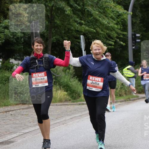14.06.2026 - REWE Women's Run Jannik Wohlers http://msf.ph/oto/9800641 14.06.2026 11:04:16 Laufen 5658, 7, 5959, 7 meine-sportfotos.de