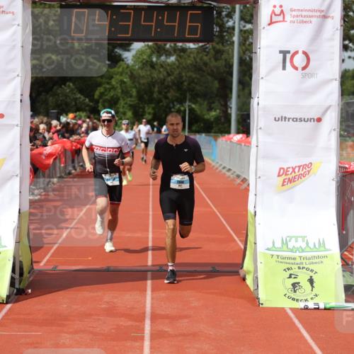14.06.2026 - 7 Türme Triathlon Andreas Tolksdorf http://msf.ph/oto/9800642 14.06.2026 15:34:44 Ziel 923, 951, 955, 1007, 1086, 1096, 1126 meine-sportfotos.de