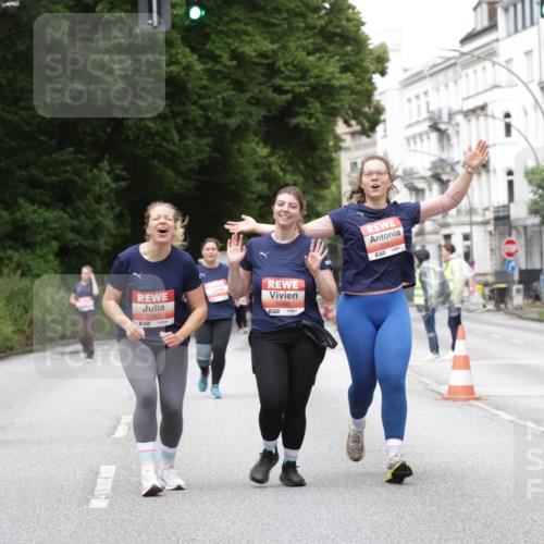 14.06.2026 - REWE Women's Run Jannik Wohlers http://msf.ph/oto/9800671 14.06.2026 11:04:22 Laufen 5082, 7, 5080, 5081, 01 meine-sportfotos.de
