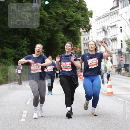 14.06.2026 - REWE Women's Run Jannik Wohlers http://msf.ph/oto/9800675 14.06.2026 11:04:22 Laufen 5082, 7, 5080, 5081, 01 meine-sportfotos.de