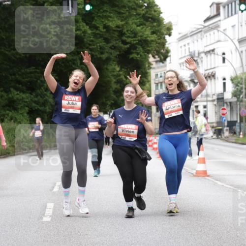 14.06.2026 - REWE Women's Run Jannik Wohlers http://msf.ph/oto/9800679 14.06.2026 11:04:22 Laufen 5082, 57, 5080, 5081, 1 meine-sportfotos.de