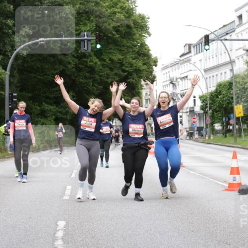 14.06.2026 - REWE Women's Run Jannik Wohlers http://msf.ph/oto/9800684 14.06.2026 11:04:22 Laufen 1, 7 meine-sportfotos.de
