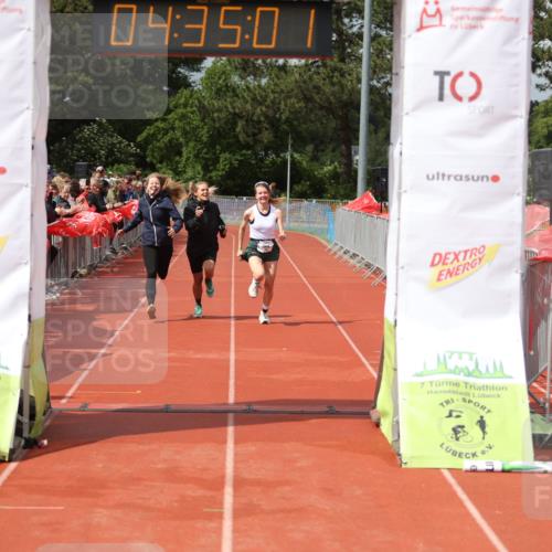 14.06.2026 - 7 Türme Triathlon Andreas Tolksdorf http://msf.ph/oto/9800702 14.06.2026 15:34:59 Ziel 955, 1146, 1185 meine-sportfotos.de