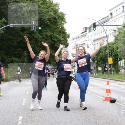 14.06.2026 - REWE Women's Run Jannik Wohlers http://msf.ph/oto/9800703 14.06.2026 11:04:23 Laufen 7, 1 meine-sportfotos.de