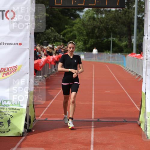 14.06.2026 - 7 Türme Triathlon Andreas Tolksdorf http://msf.ph/oto/9800721 14.06.2026 15:35:10 Ziel 1185, 1731 meine-sportfotos.de