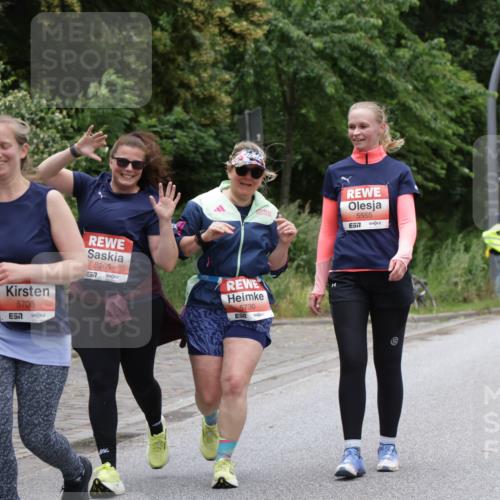 14.06.2026 - REWE Women's Run Jannik Wohlers http://msf.ph/oto/9800723 14.06.2026 11:04:26 Laufen 5708, 5265, 5730, 5555, 7 meine-sportfotos.de