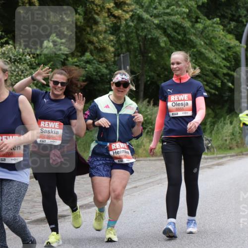 14.06.2026 - REWE Women's Run Jannik Wohlers http://msf.ph/oto/9800725 14.06.2026 11:04:26 Laufen 7, 708, 5265, 57, 5730, 5555, 57 meine-sportfotos.de