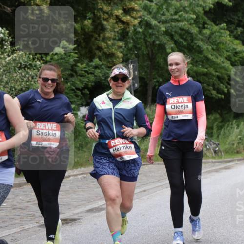 14.06.2026 - REWE Women's Run Jannik Wohlers http://msf.ph/oto/9800734 14.06.2026 11:04:27 Laufen 5265, 6730, 5555, 7 meine-sportfotos.de