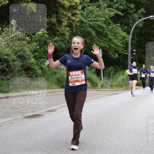 14.06.2026 - REWE Women's Run Jannik Wohlers http://msf.ph/oto/9800758 14.06.2026 11:04:39 Laufen 5302 meine-sportfotos.de