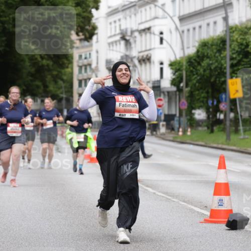 14.06.2026 - REWE Women's Run Jannik Wohlers http://msf.ph/oto/9800773 14.06.2026 11:04:43 Laufen 5159, 7, 01 meine-sportfotos.de