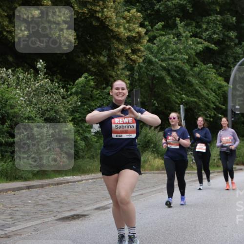 14.06.2026 - REWE Women's Run Jannik Wohlers http://msf.ph/oto/9800801 14.06.2026 11:04:45 Laufen 5632, 57 meine-sportfotos.de
