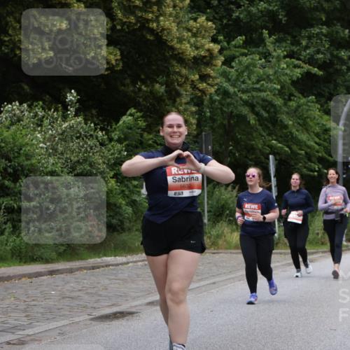 14.06.2026 - REWE Women's Run Jannik Wohlers http://msf.ph/oto/9800805 14.06.2026 11:04:45 Laufen 5632 meine-sportfotos.de