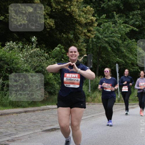14.06.2026 - REWE Women's Run Jannik Wohlers http://msf.ph/oto/9800809 14.06.2026 11:04:46 Laufen 5632, 57 meine-sportfotos.de