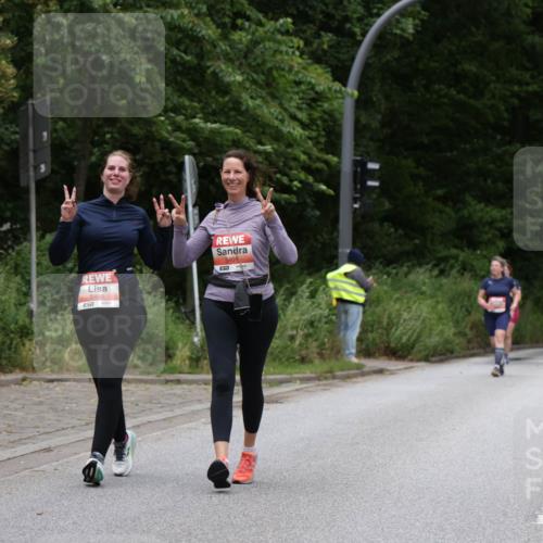14.06.2026 - REWE Women's Run Jannik Wohlers http://msf.ph/oto/9800823 14.06.2026 11:04:47 Laufen 5400, 57, 5401, 51 meine-sportfotos.de