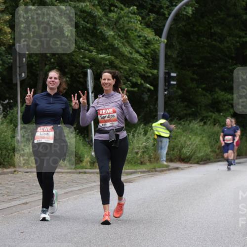 14.06.2026 - REWE Women's Run Jannik Wohlers http://msf.ph/oto/9800826 14.06.2026 11:04:48 Laufen 5400, 5401, 657 meine-sportfotos.de