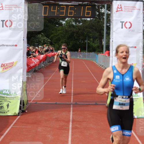 14.06.2026 - 7 Türme Triathlon Andreas Tolksdorf http://msf.ph/oto/9800883 14.06.2026 15:36:15 Ziel 1056, 1131, 1567 meine-sportfotos.de