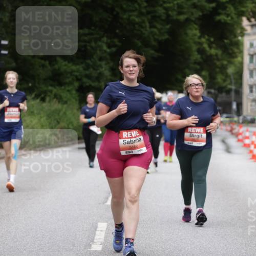 14.06.2026 - REWE Women's Run Jannik Wohlers http://msf.ph/oto/9800902 14.06.2026 11:05:02 Laufen 5100, 5671, 657 meine-sportfotos.de