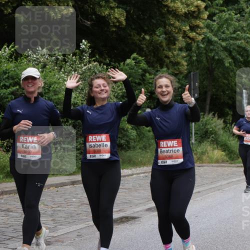 14.06.2026 - REWE Women's Run Jannik Wohlers http://msf.ph/oto/9800918 14.06.2026 11:05:04 Laufen 5090, 5089, 57, 5088, 57 meine-sportfotos.de