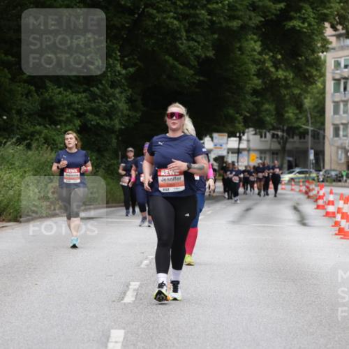 14.06.2026 - REWE Women's Run Jannik Wohlers http://msf.ph/oto/9800931 14.06.2026 11:05:06 Laufen 5365 meine-sportfotos.de