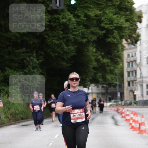 14.06.2026 - REWE Women's Run Jannik Wohlers http://msf.ph/oto/9800937 14.06.2026 11:05:08 Laufen 5365 meine-sportfotos.de