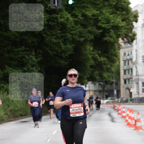 14.06.2026 - REWE Women's Run Jannik Wohlers http://msf.ph/oto/9800938 14.06.2026 11:05:08 Laufen 5365 meine-sportfotos.de