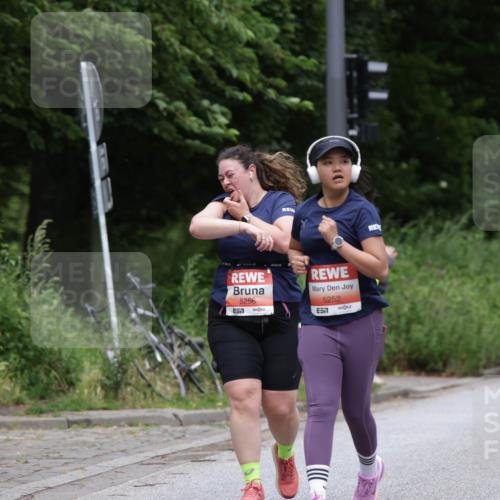 14.06.2026 - REWE Women's Run Jannik Wohlers http://msf.ph/oto/9800987 14.06.2026 11:05:27 Laufen 65, 5256, 5252, 7 meine-sportfotos.de