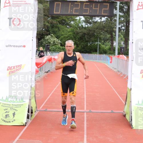 14.06.2026 - 7 Türme Triathlon Andreas Tolksdorf http://msf.ph/oto/9801759 14.06.2026 11:55:41 Ziel 435 meine-sportfotos.de