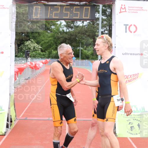 14.06.2026 - 7 Türme Triathlon Andreas Tolksdorf http://msf.ph/oto/9801766 14.06.2026 11:55:50 Ziel  meine-sportfotos.de