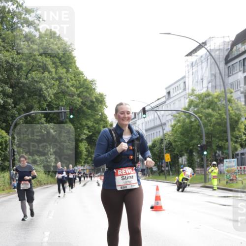 14.06.2026 - REWE Women's Run Jannik Wohlers http://msf.ph/oto/9801865 14.06.2026 10:11:43 Laufen 10707, 657 meine-sportfotos.de